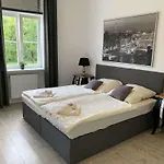 Parkhotel International Hotel